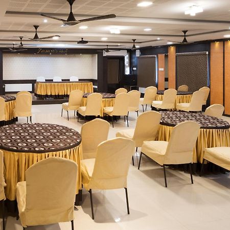 Hotel Ananyas Nest à Coimbatore Extérieur photo