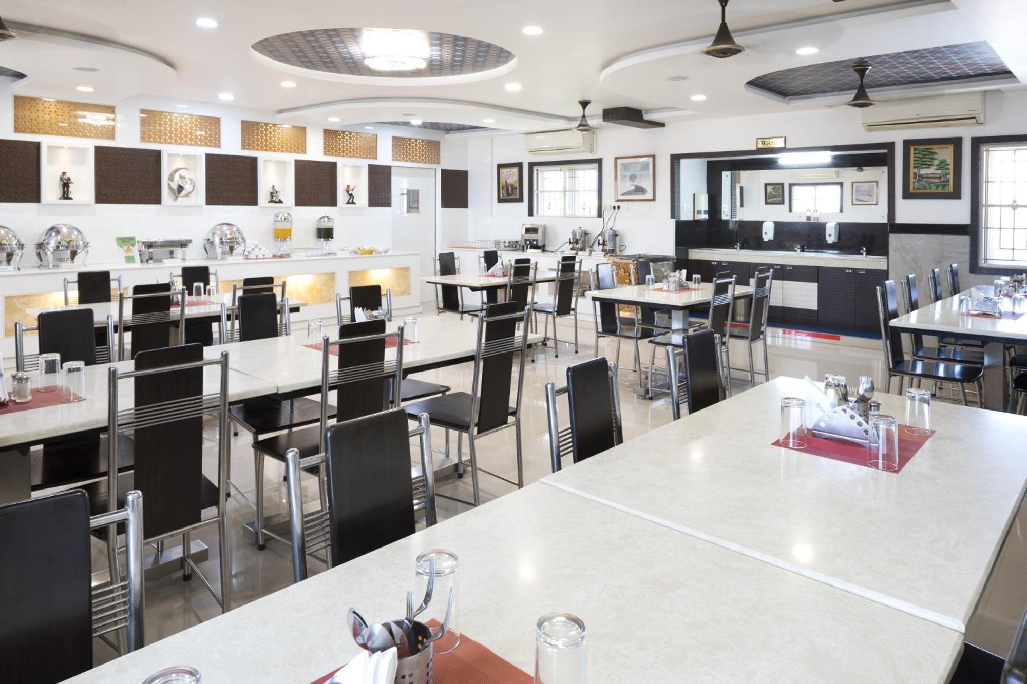 Hotel Ananyas Nest à Coimbatore Extérieur photo