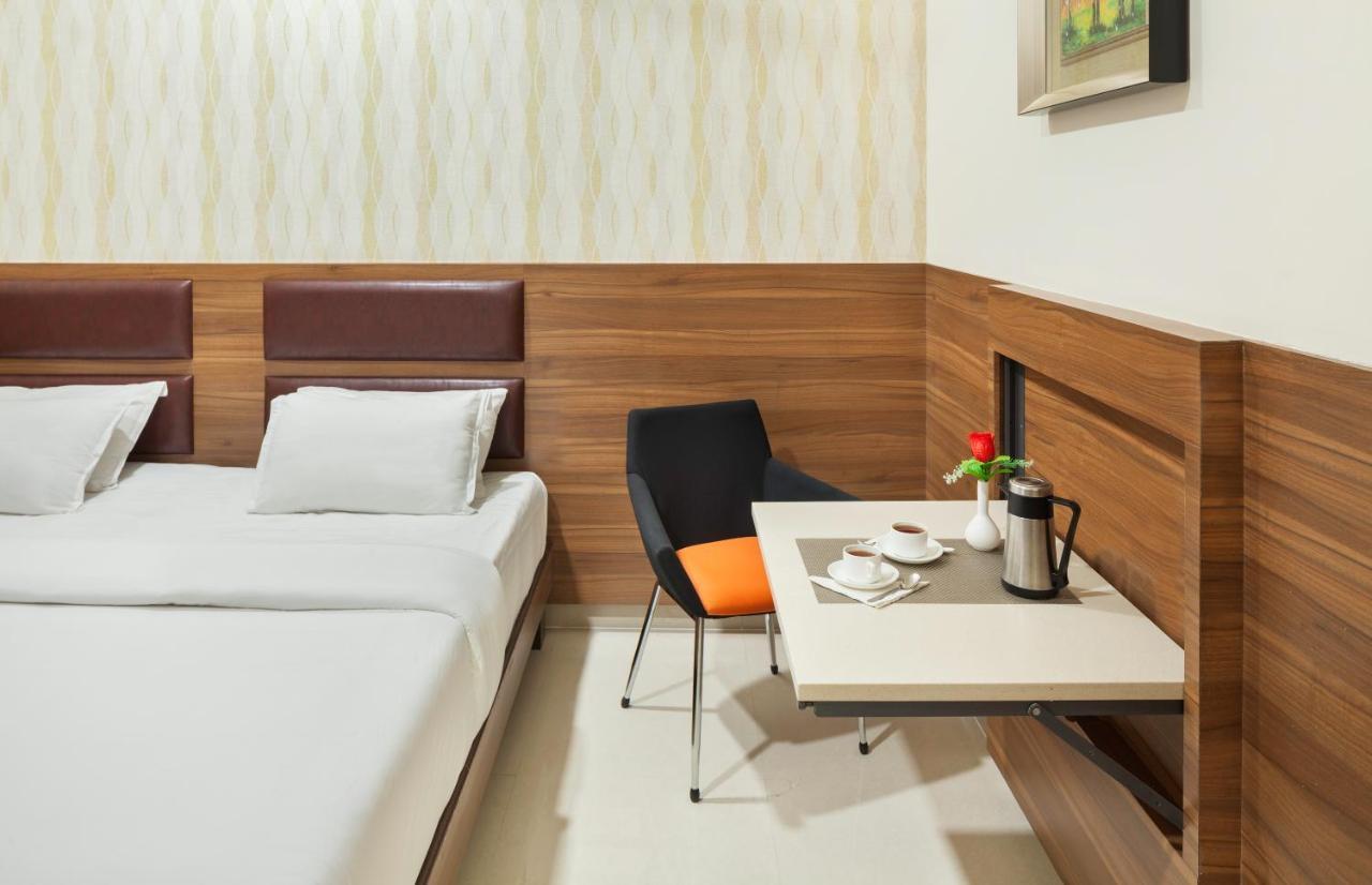 Hotel Ananyas Nest à Coimbatore Extérieur photo