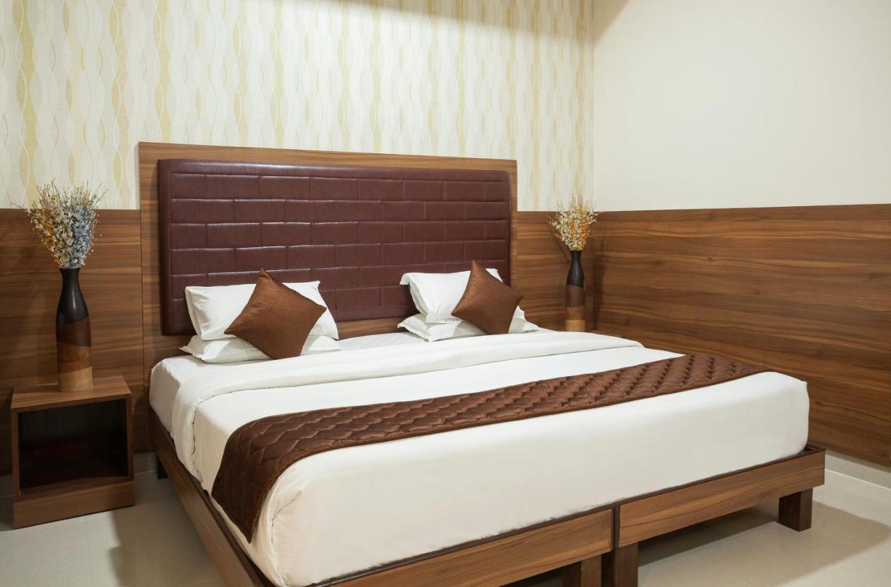 Hotel Ananyas Nest à Coimbatore Extérieur photo